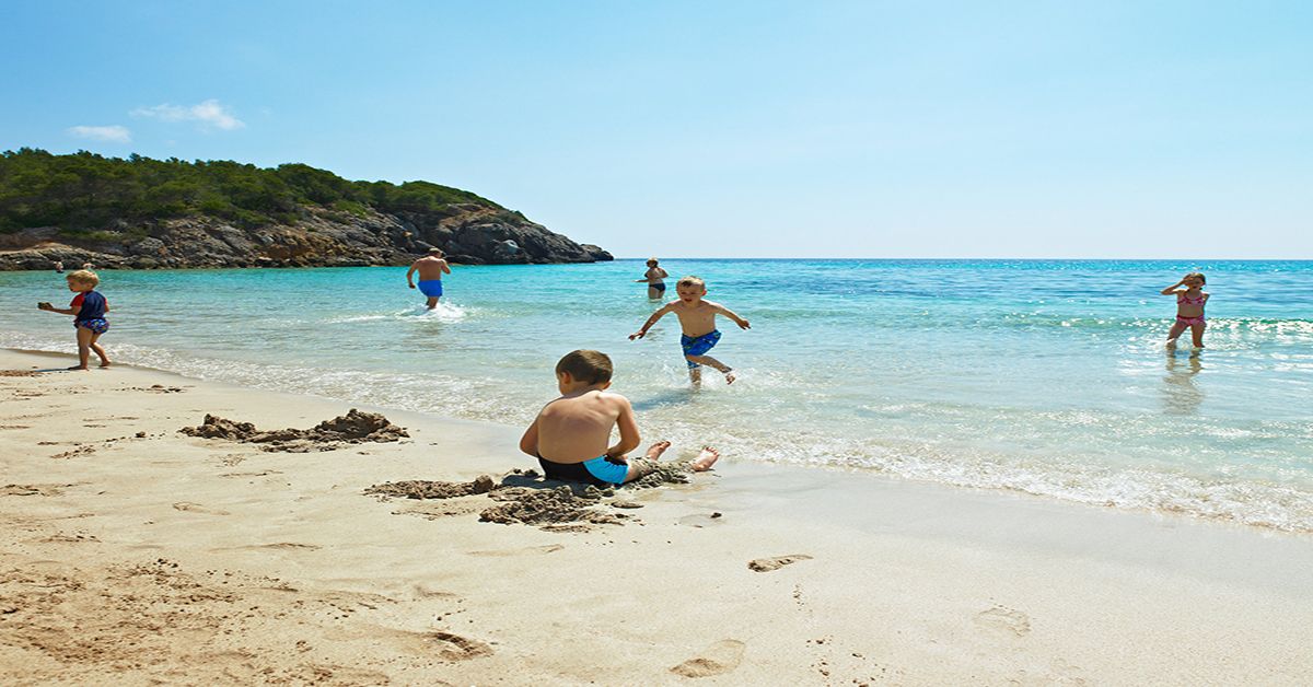 Comida servida por el Día del Turista en Ibiza