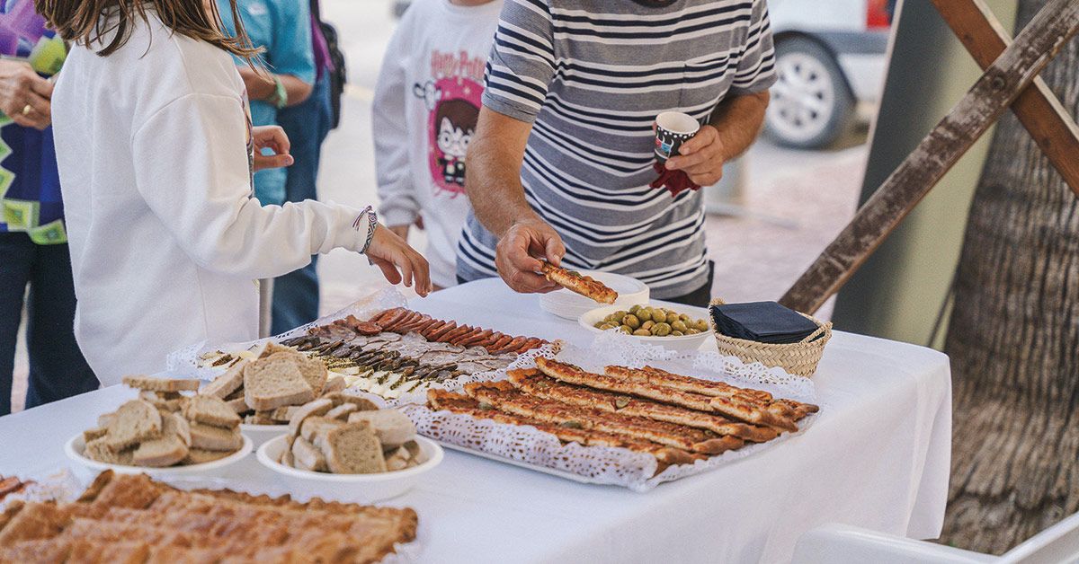 Comida servida por el Día del Turista en Ibiza